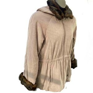 Spring Sale 🌼 Jones New York faux fur collar cuffs removable hood jacket coat